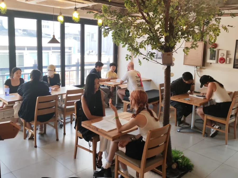 부산 영어회화학원 엘존: 2026년, 영어가 입에서 술술 나오는 비결