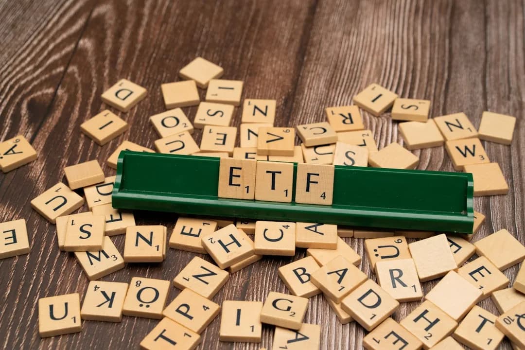 적금 vs ETF, 세후 수익 20만 원 차이 나는 이유