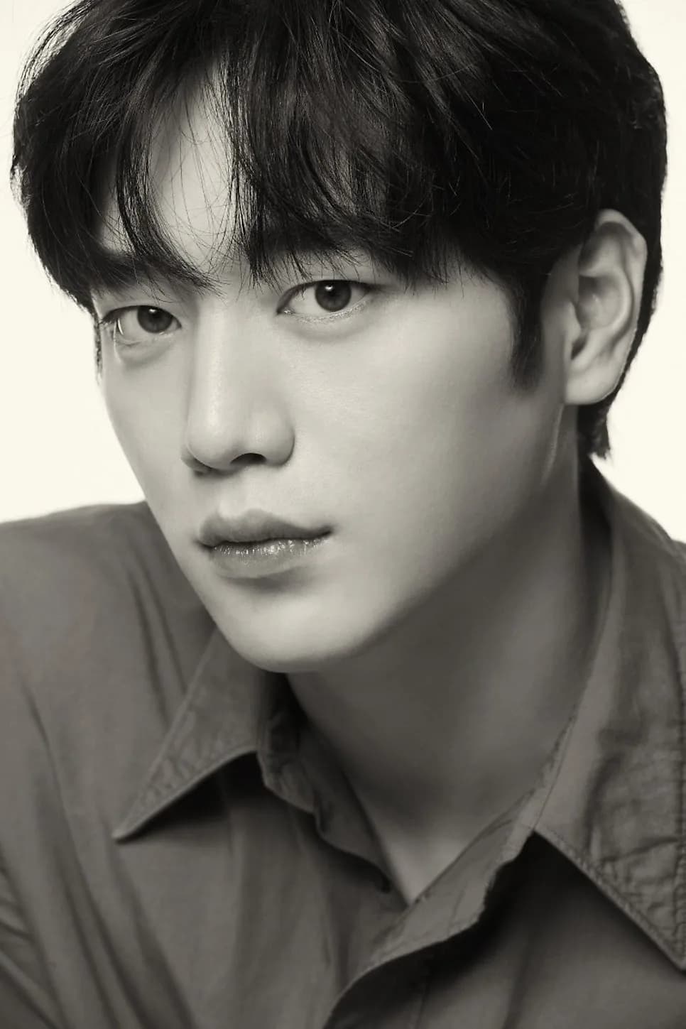 서강준 사주·관상·MBTI 2026년 운세: 완벽한 다이아몬드의 비밀