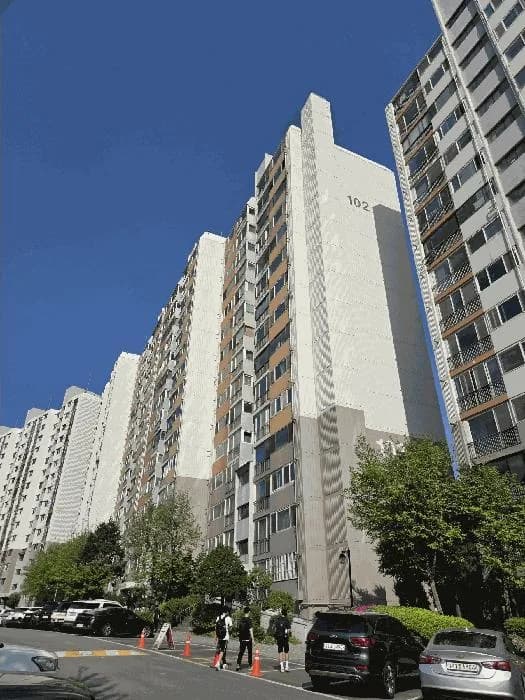 서대문구 현대아파트 경매 2026: 7.9억 신건 분석