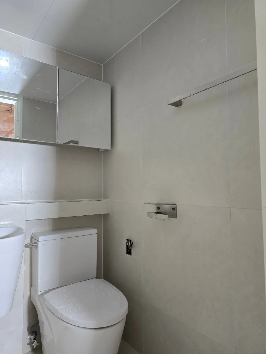 Korean Bathroom Makeover: Modern Minimalist Style Guide 2026