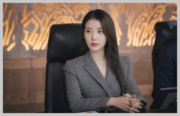 아이유 변우석 '21세기 대군부인' 이혼 이유와 결말 예측 2026
