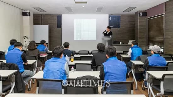 공무원 AI 활용 실태 2026: 정부 대책 촉구 및 주의사항