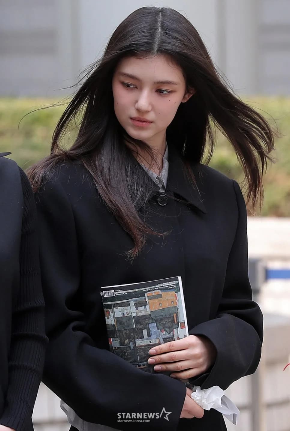 다니엘 430억 소송 변호인단 전원 사임, 재판 지연 이유는? 2026
