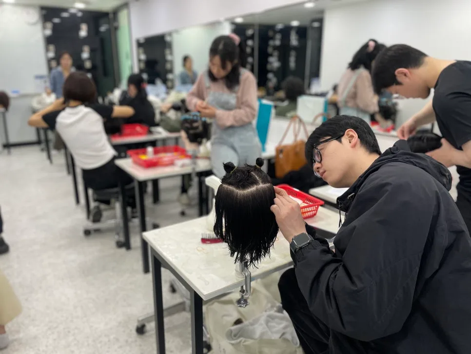 2026년 헤어국가자격증 합격률 30%대? 영통미용학원 전문가 분석
